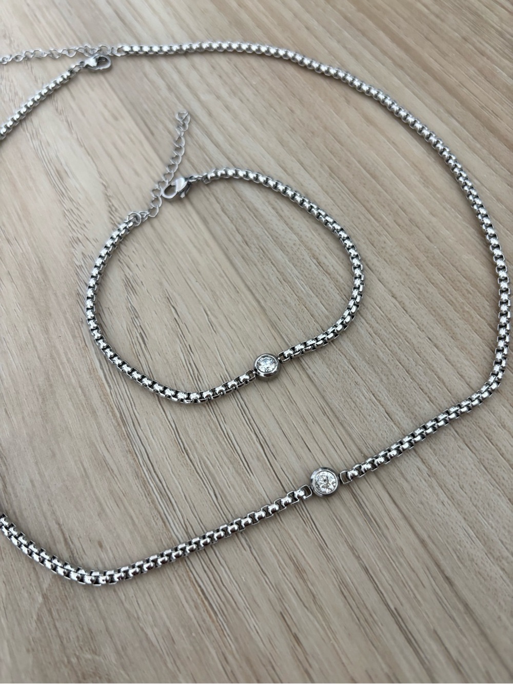 NWOT Venetian Chain Necklace &  Bracelet Set with Crystal Accent